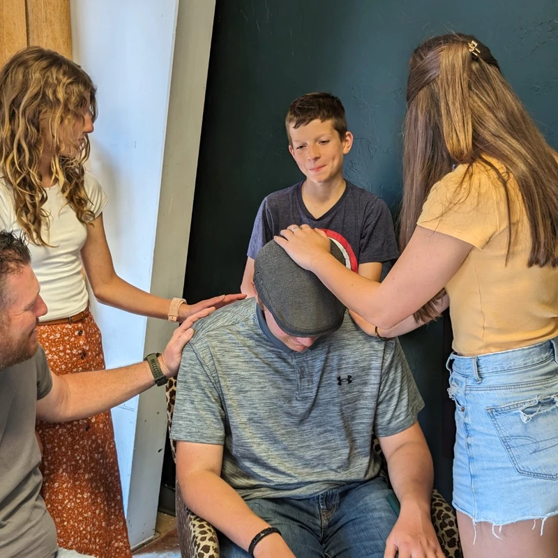 <span style="color: var(--base-color-bg);">Student Ministries</span>