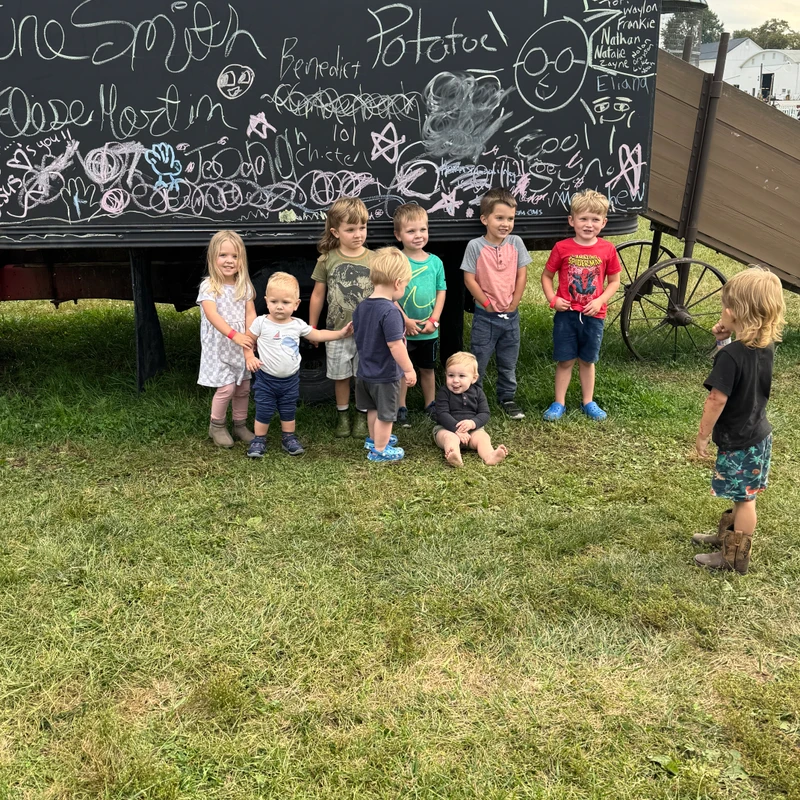 <span style="font-weight: normal;"><i><span style="color: var(--secondary-color-bg);">Kids at Parkview</span></i></span>