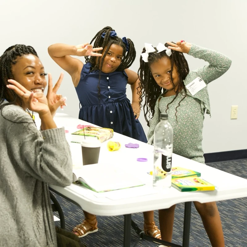 <span style="color:var(--primary-color-bg)">Serve with Brook Kids</span>