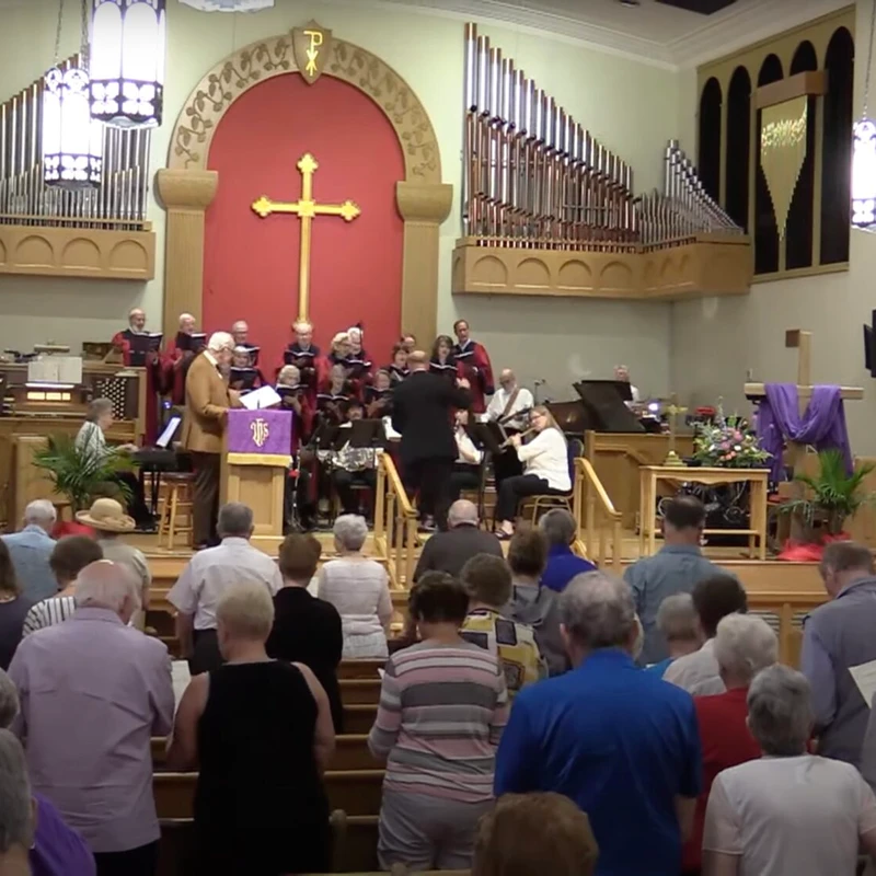 <strong>Traditional Service</strong>
