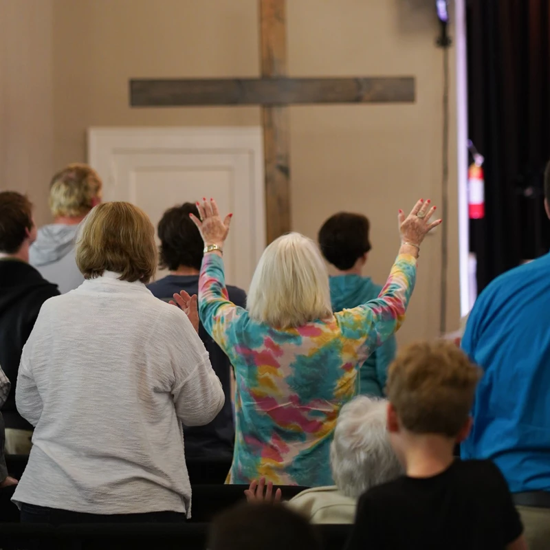 <span style="color:var(--primary-color-bg)">Authentic Worship</span>