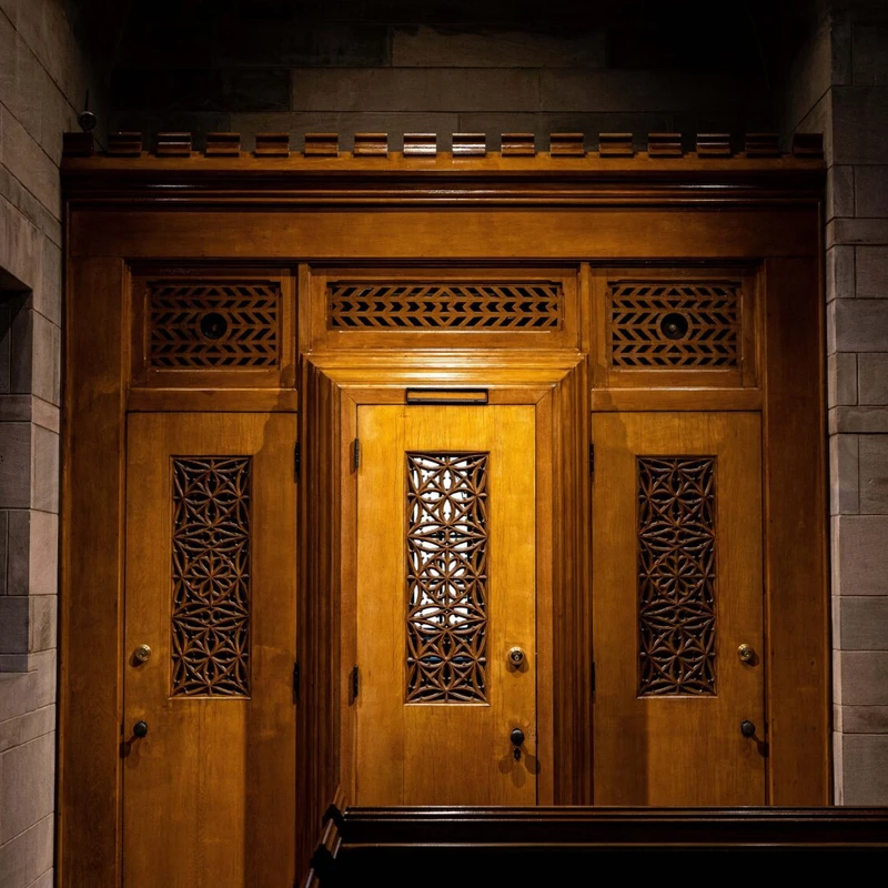 <span style="color:var(--secondary-color-text)">Confession</span>