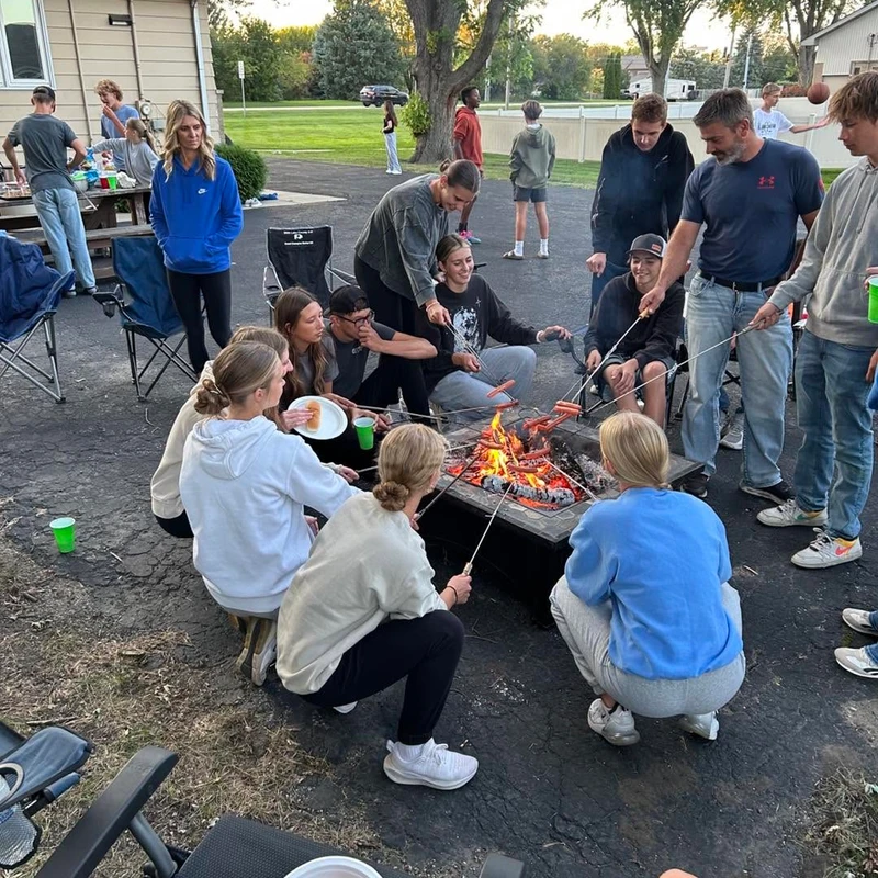 <span style="color: var(--primary-color-bg);">Crown Point Student Ministries</span>