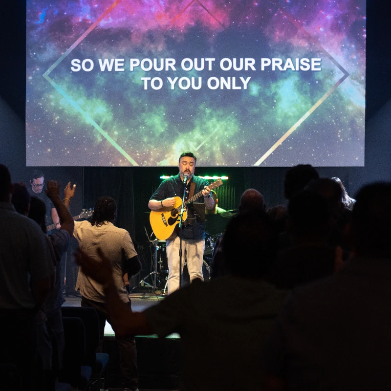 A Family-Friendly Church in Glendale
