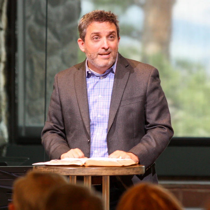 9:00 am <span class="special_2">Traditional</span> Service