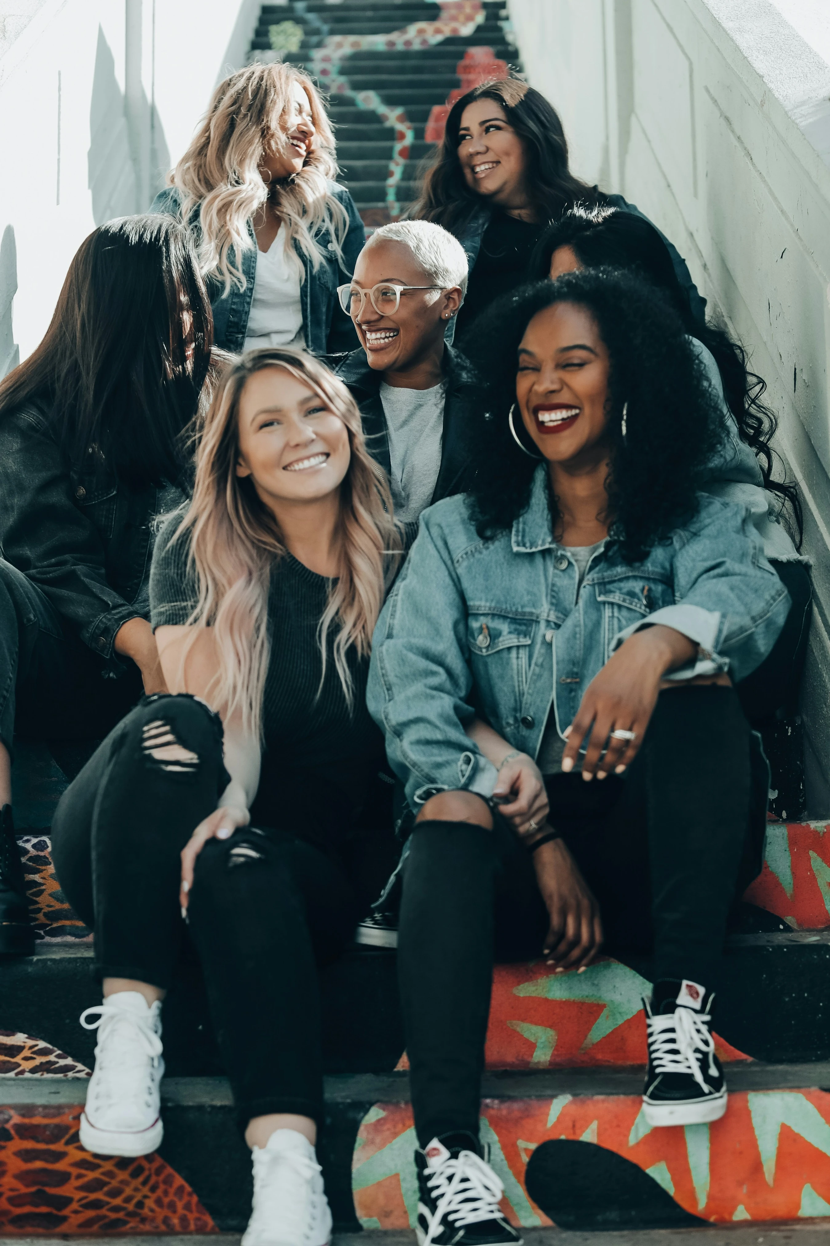 <span style="color:var(--primary-color-bg)">Welcome Ladies</span>