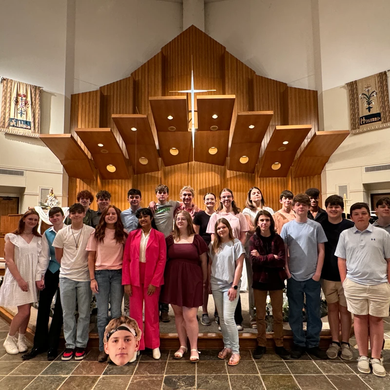 <span style="color:var(--primary-color-bg)"><span class="h4">Who We Are</span></span>