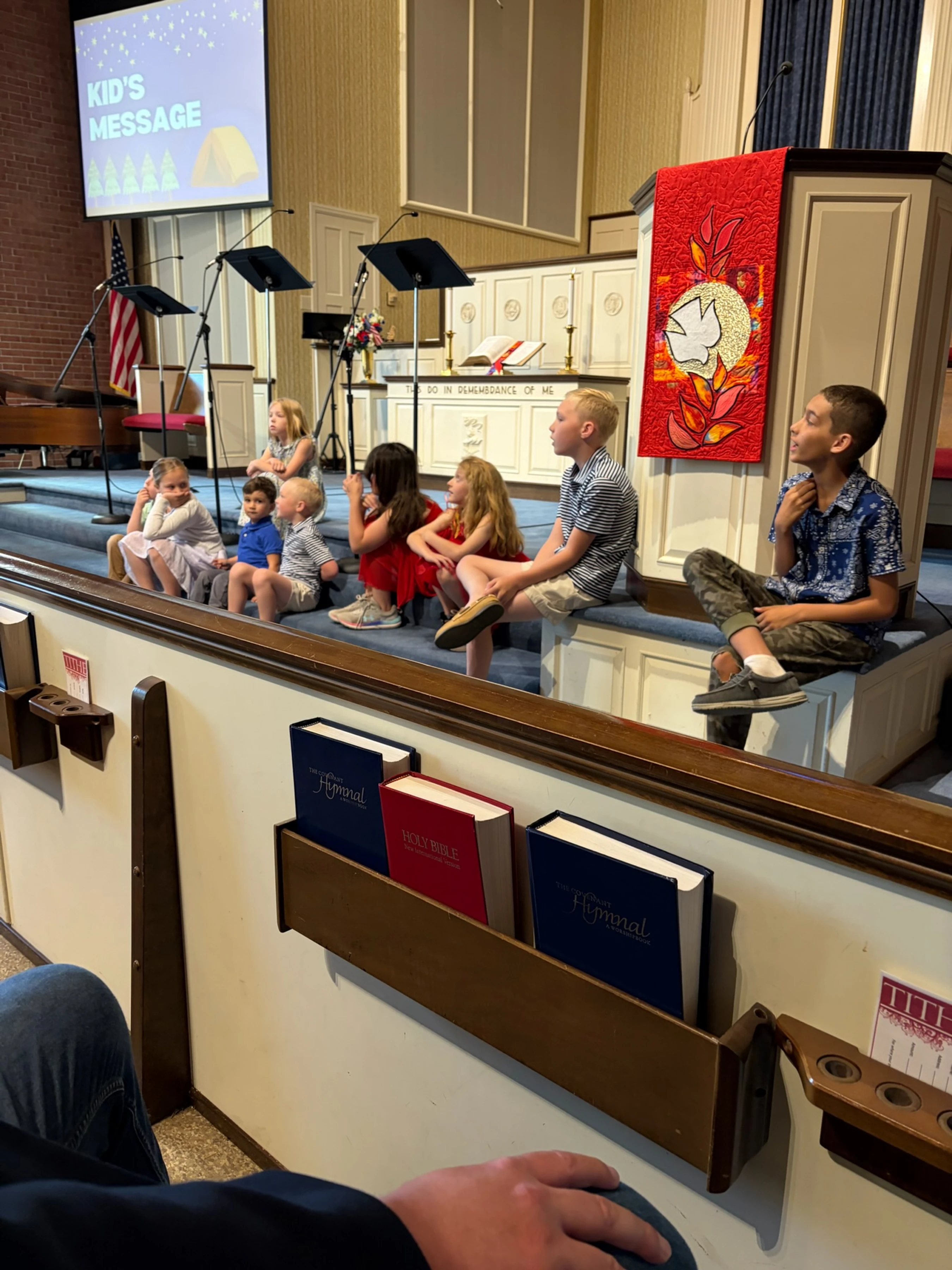 <span style="color:var(--primary-color-bg)">Galesburg Kids</span>