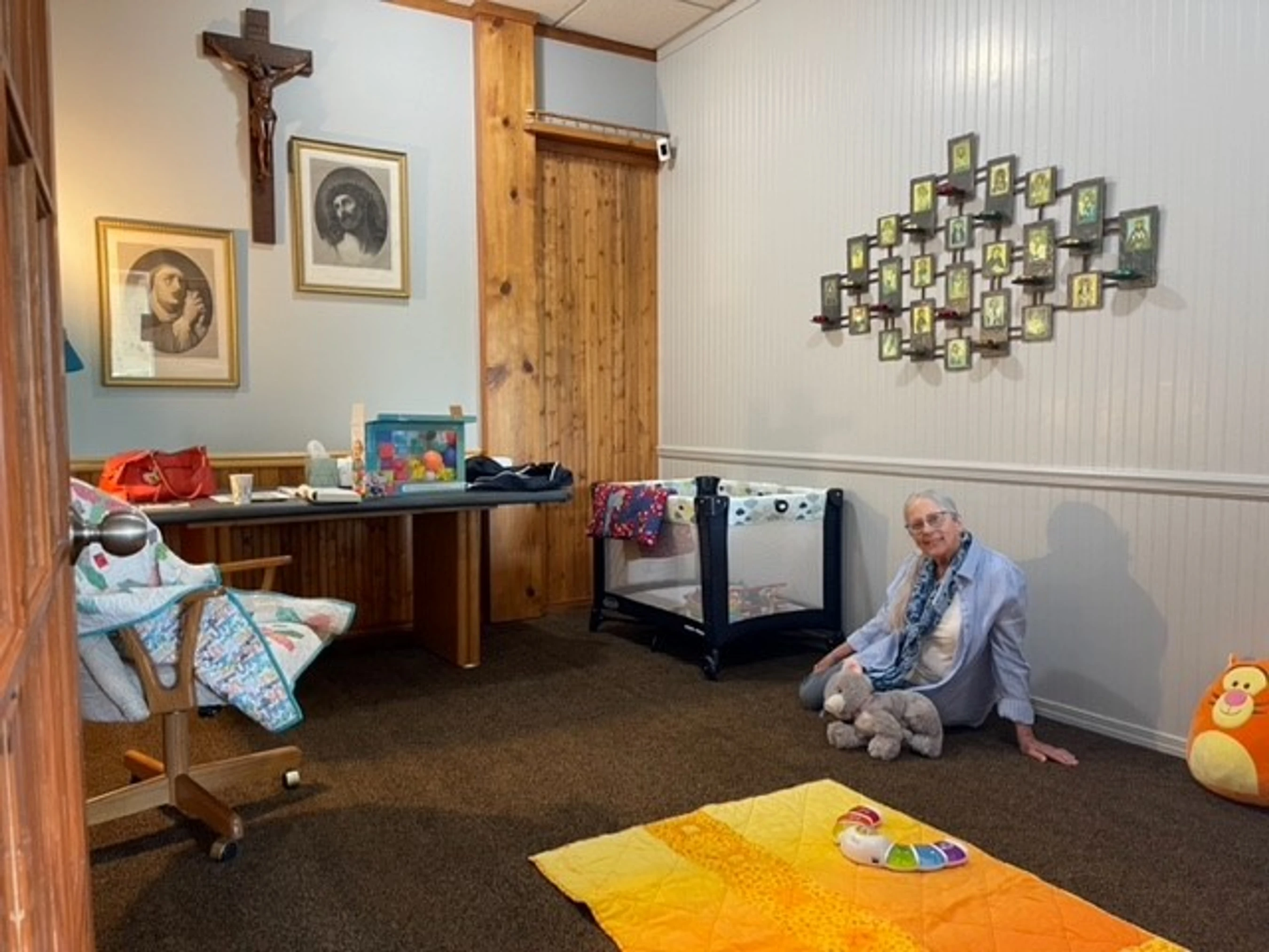 <span class="h5">About CuddleCare</span>