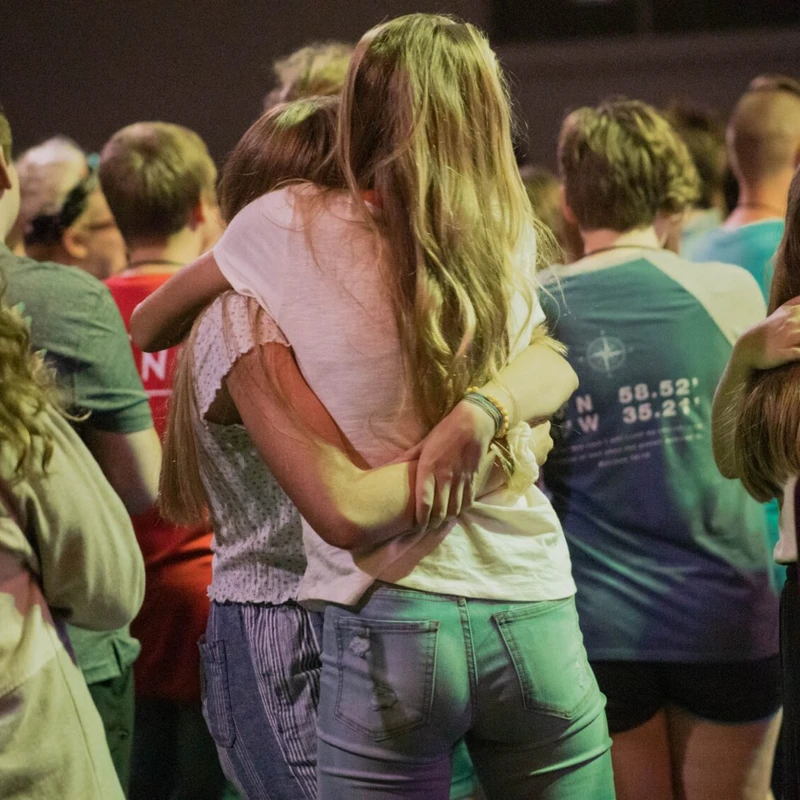 <strong><span class="h3">FX meets during the <i><span style="color:var(--primary-color-bg)">9am worship service.</span></i></span></strong>