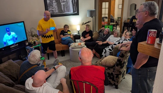 <span style="color:var(--primary-color-bg)">Life Groups</span>