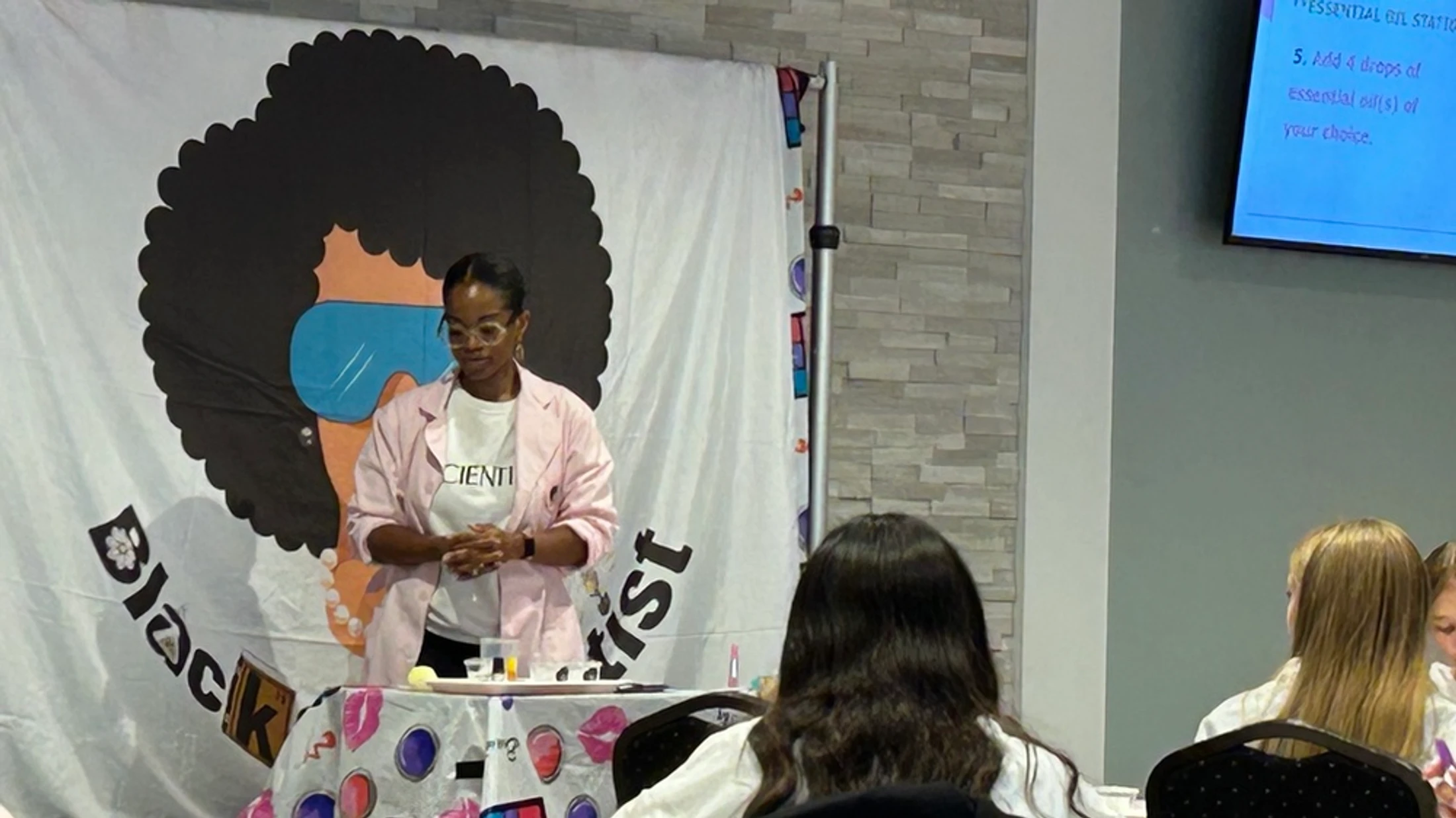Black Girl Scientist Teen Girls Fun with Chemistry!