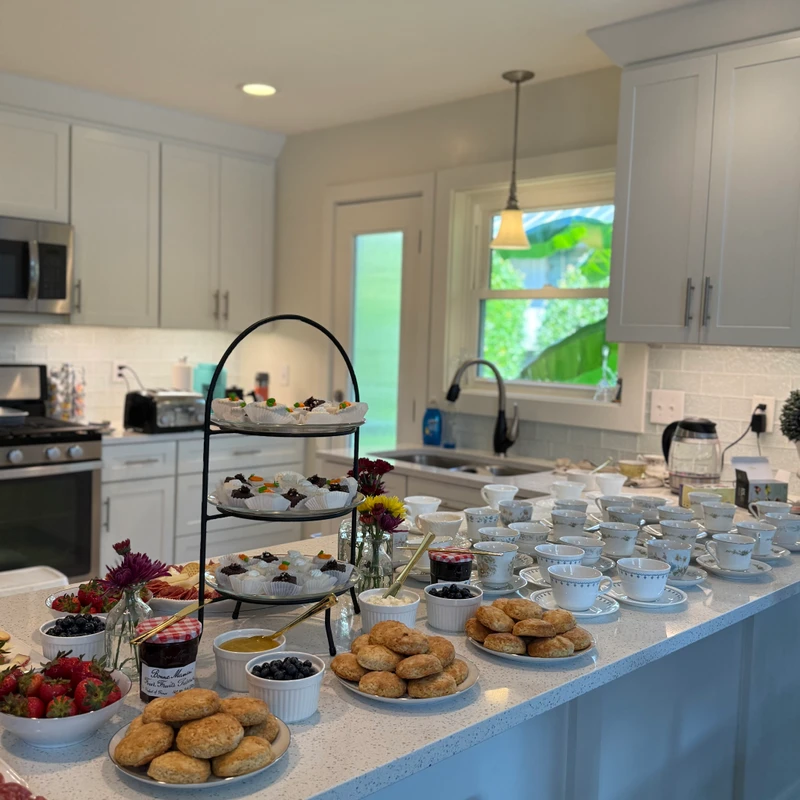 <div style="font-family:Georgia; font-size:25px;font-weight:bold">Hospitality Team</div>