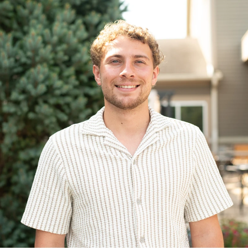 <span style="color: var(--tertiary-color-bg);">Nathan Hayden</span><span style="color:var(--tertiary-color-bg)"></span>