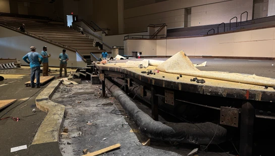 Stage Steps Removal for Stage Expansion