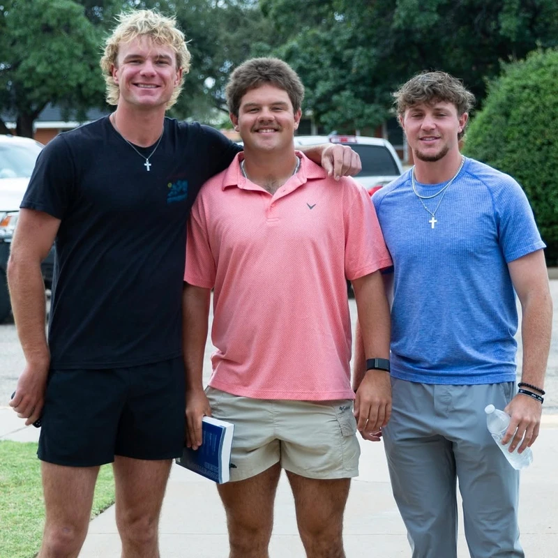 COLONIAL MEN