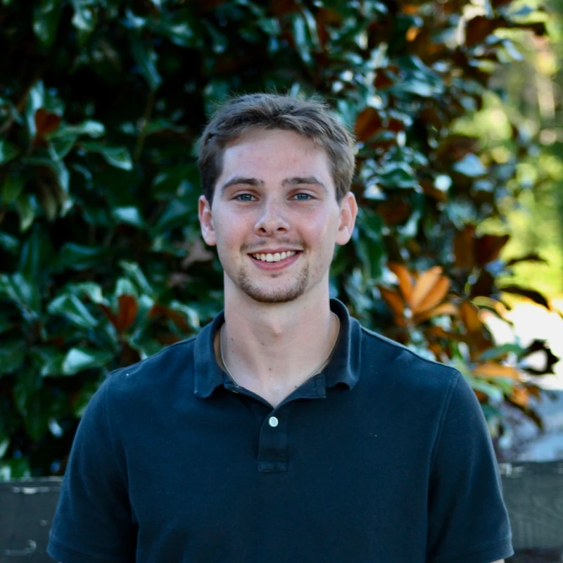 <span style="color:var(--secondary-color-text)">Get To Know Luke</span><h2></h2>