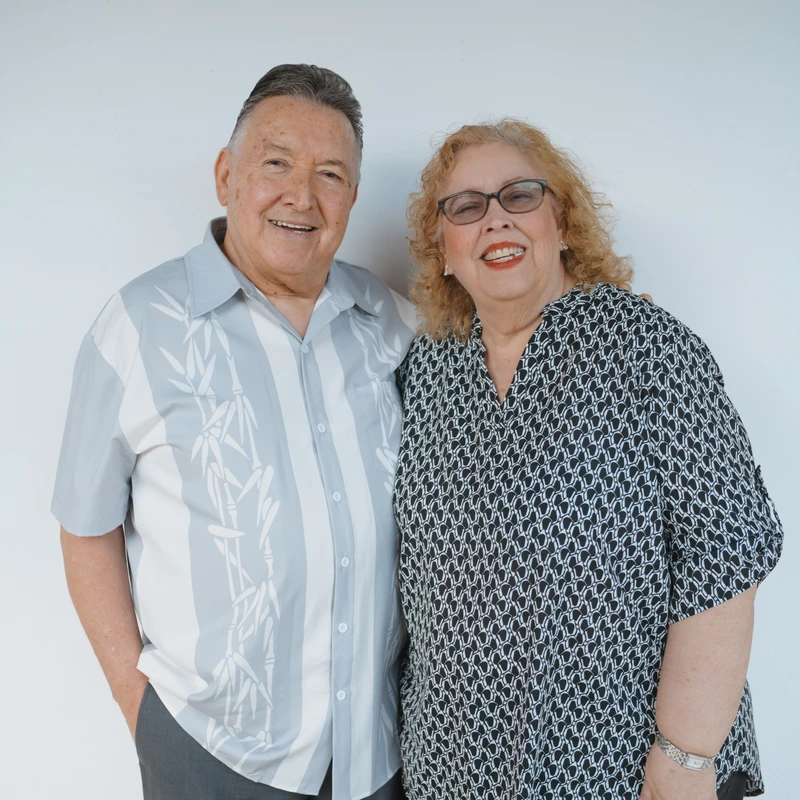 <font size="7"><span style="line-height: 0.6rem;"><span style="line-height: 3rem;">Pastor Juan Ramon Serey</span></span></font>