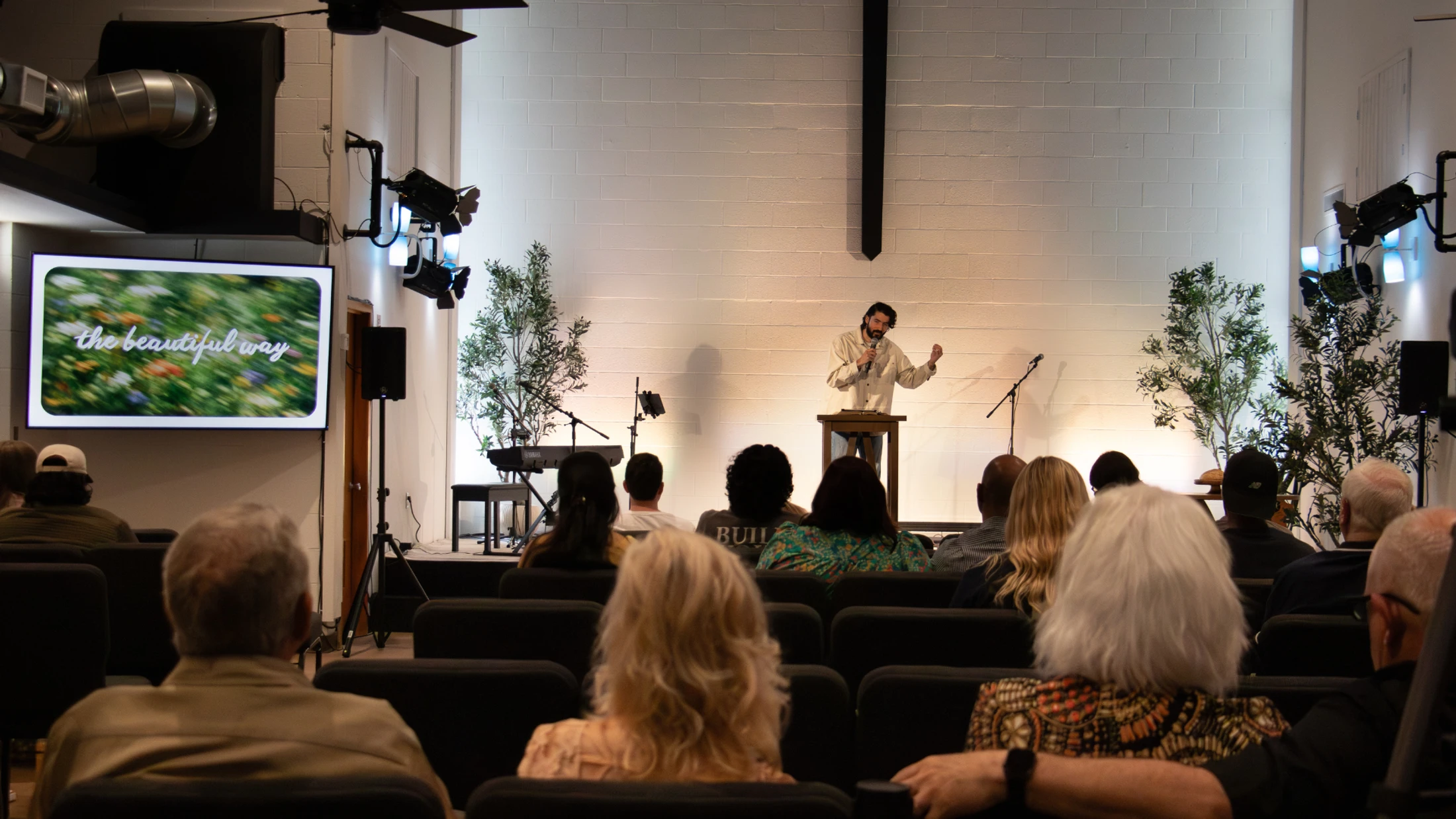 Non-denominational church in Lawton