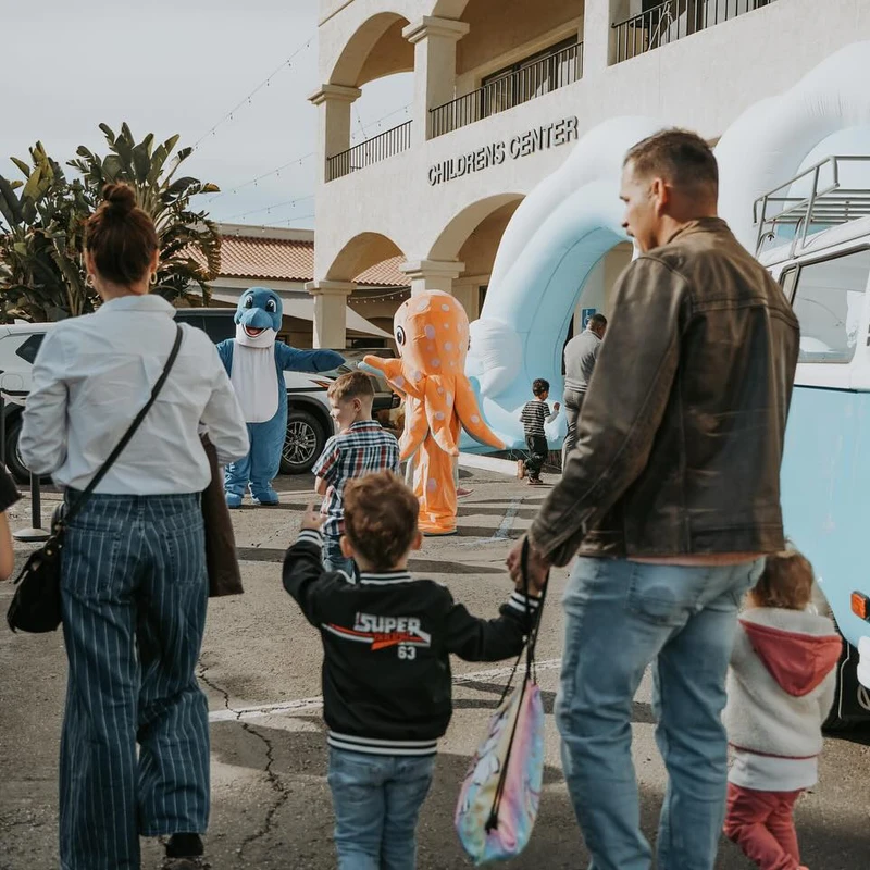 <span class="eyebrows ">CITY COAST KIDS</span>