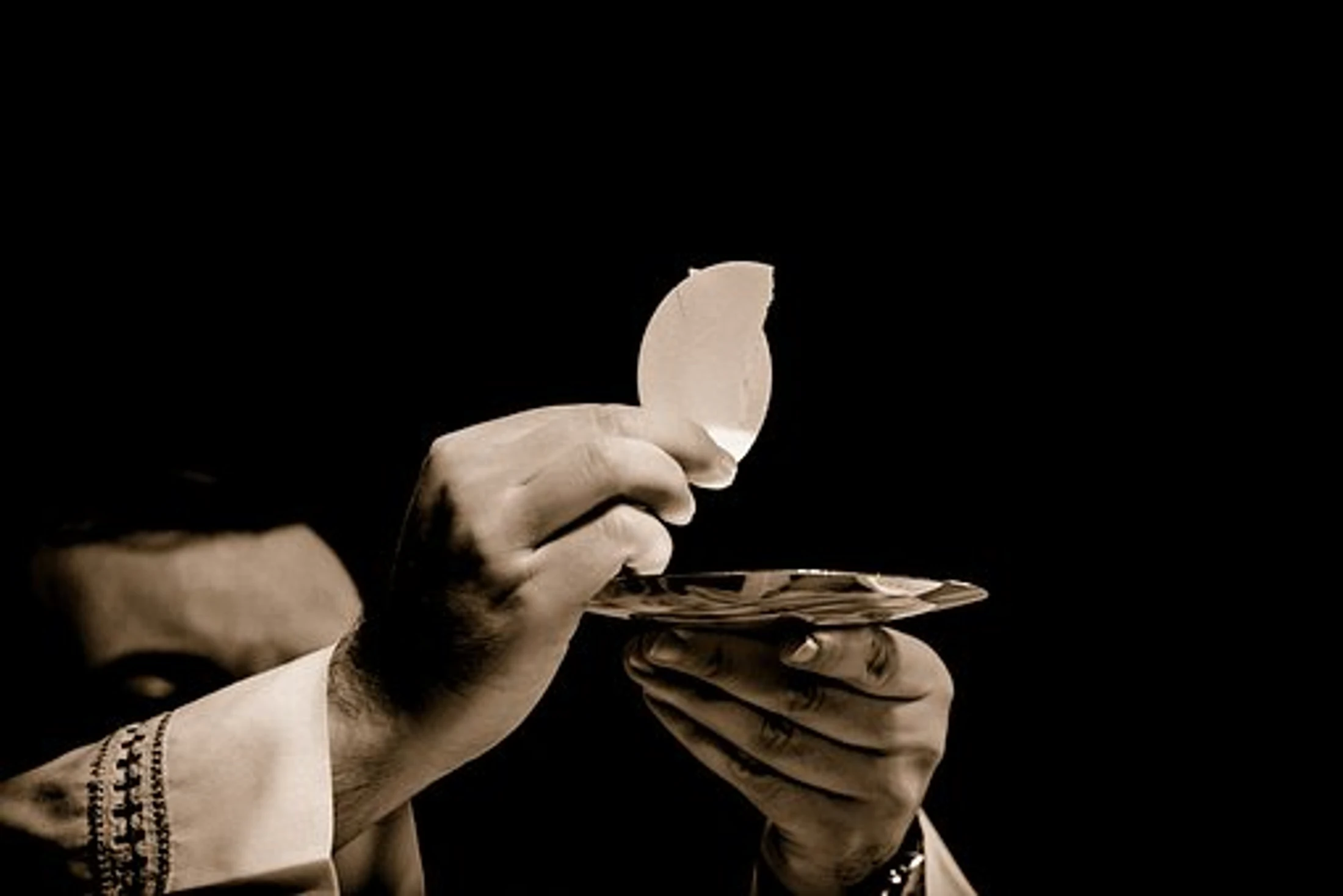A Guide to Proper Reception of the Holy Eucharist