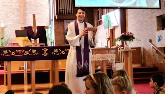 Casual Service<br>Sunday 9:30 am