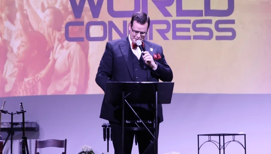 Dr. Seth Mena