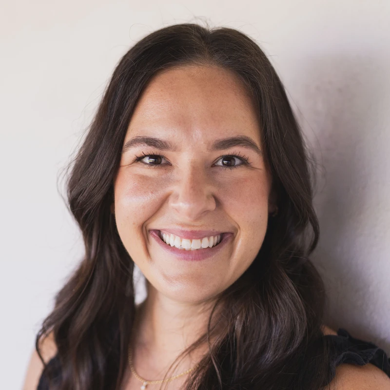 <span style="letter-spacing: 0.2rem;"><span style="font-weight:500">Megan Jackson</span></span>