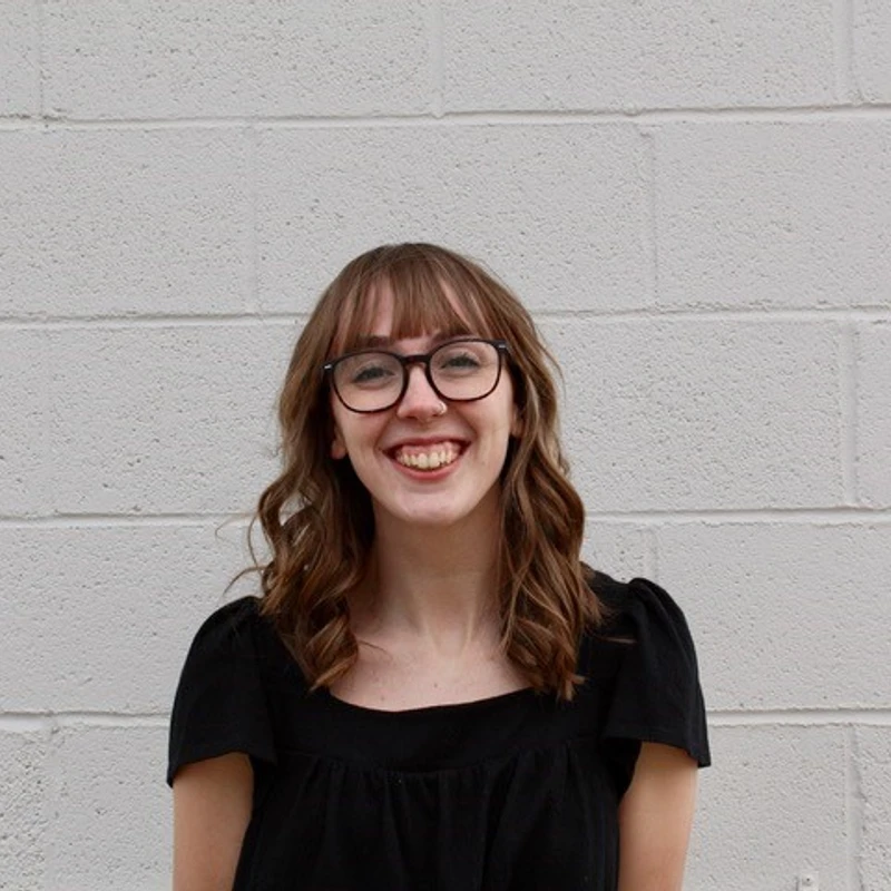 <span style="font-size: 32px;"><span class="h3">Meet Emily Welty</span></span>