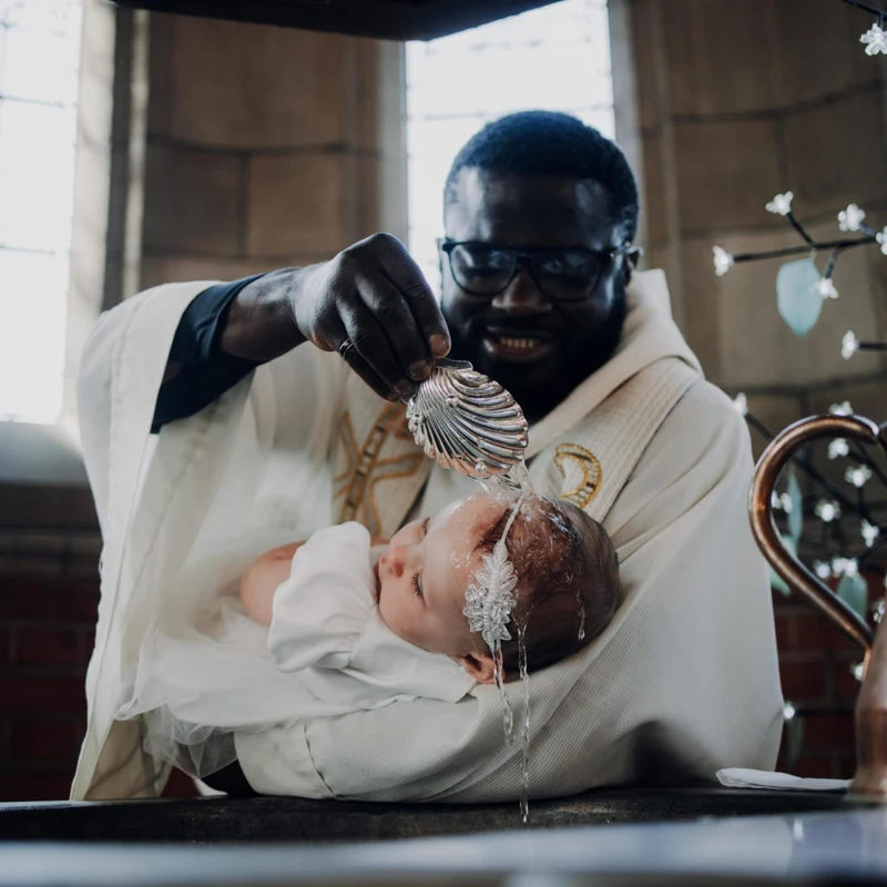 <span style="font-weight:500">Baptisms</span>